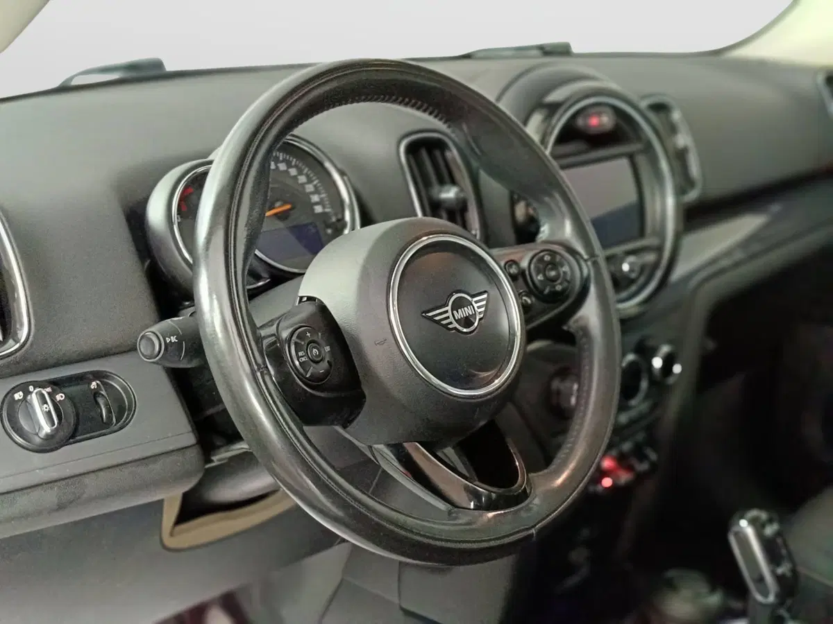 MINI Mini Countryman usata a Ascoli Piceno (17)
