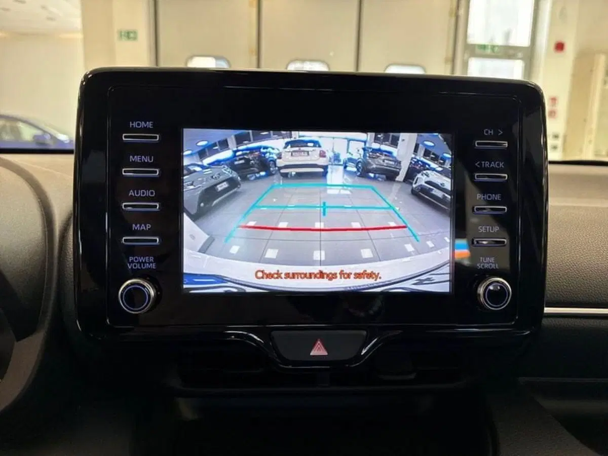 Toyota Yaris Cross usata a Prato (16)