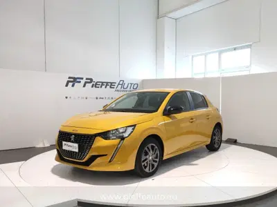Peugeot 208 PureTech 75 Stop&Start 5 porte Active del 2022 usata a Teramo