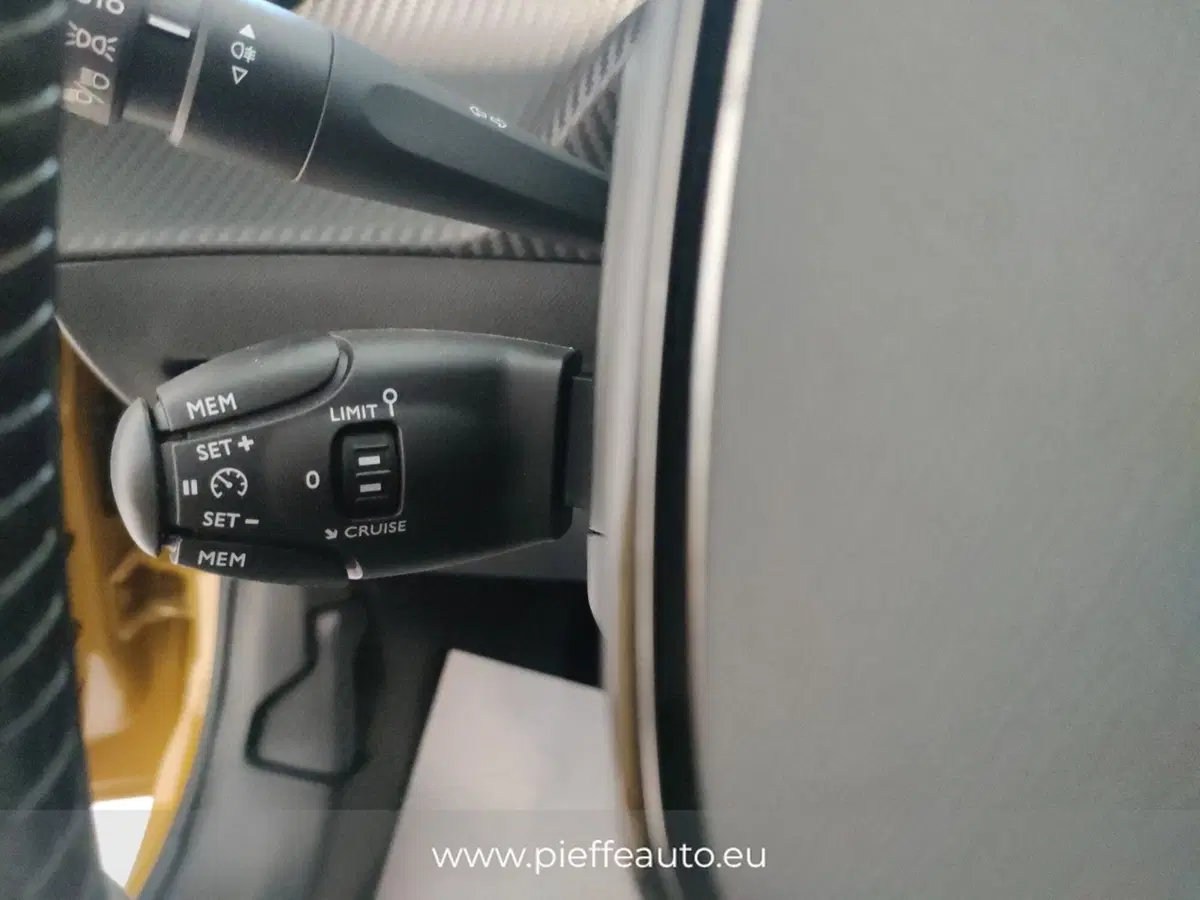 Peugeot 208 usata a Teramo (20)
