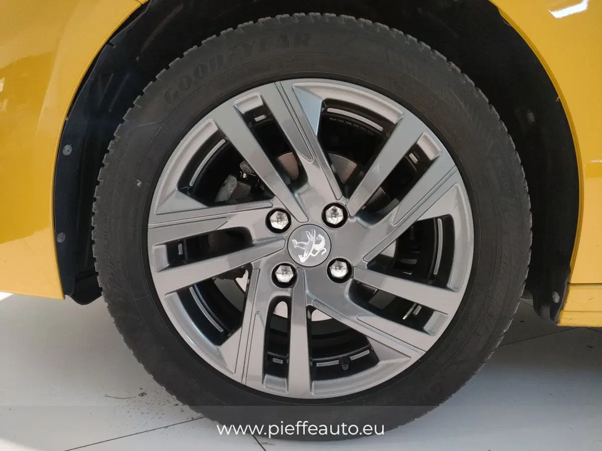 Peugeot 208 usata a Teramo (9)