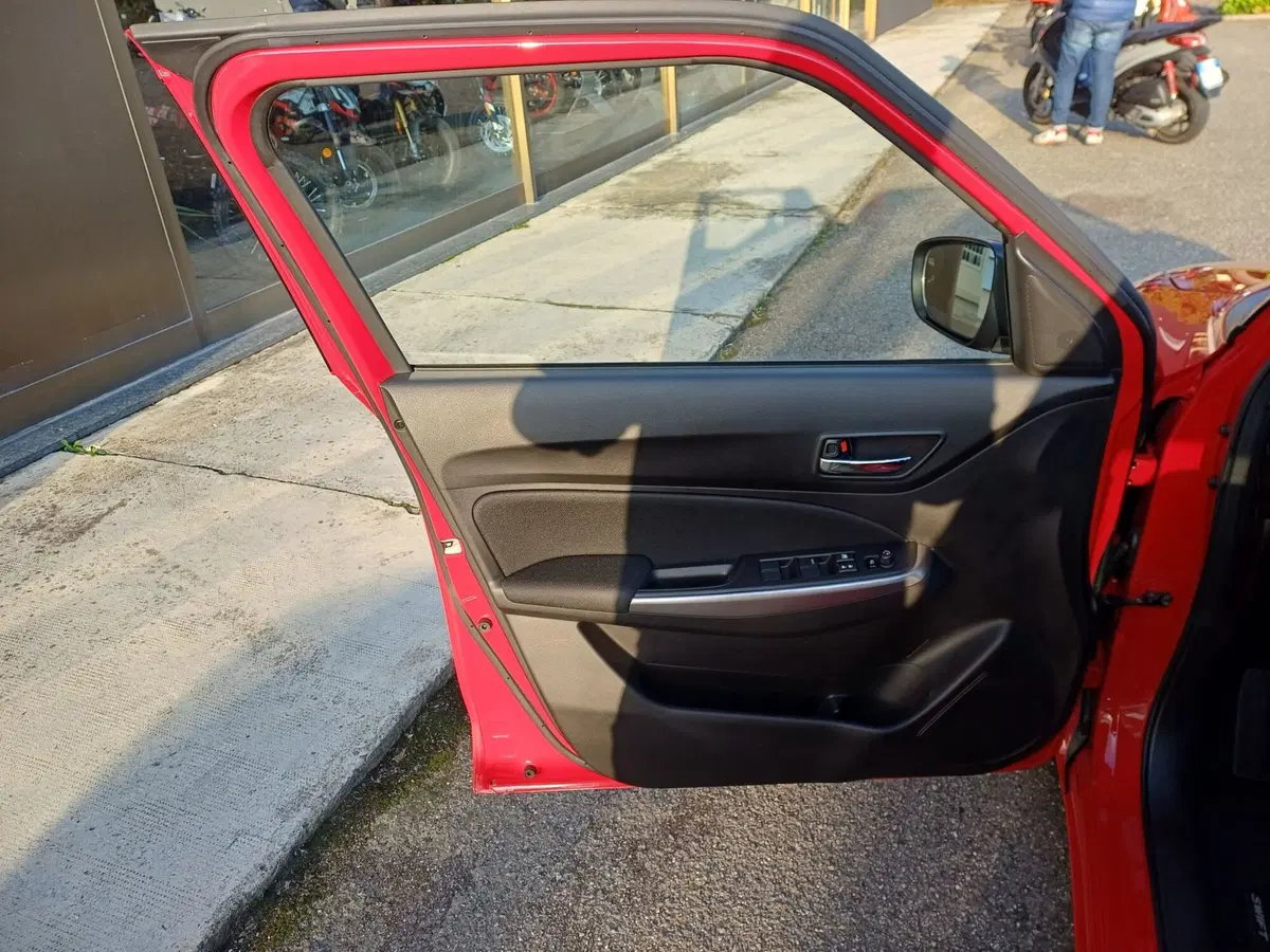 Suzuki Swift usata a Alessandria (7)