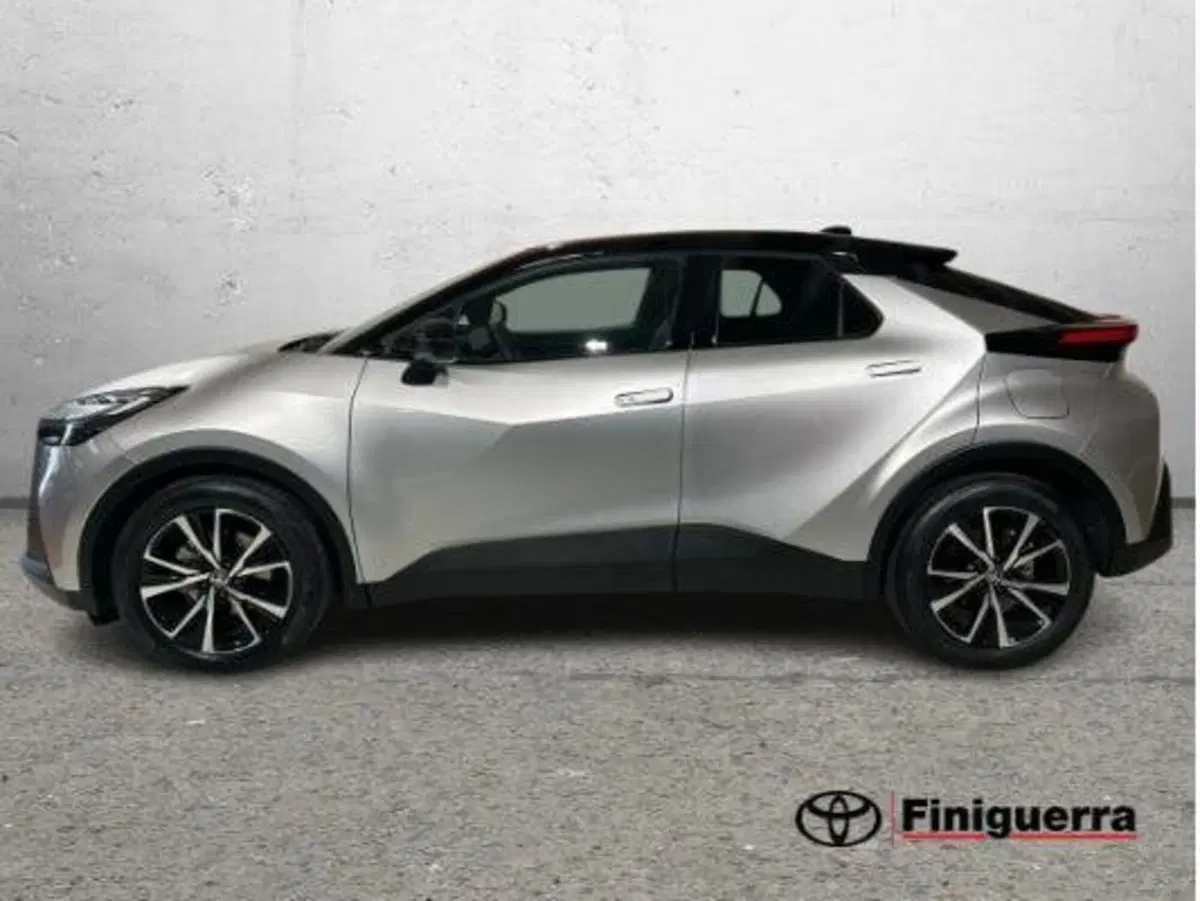 Toyota Toyota C-HR usata a Sondrio (6)