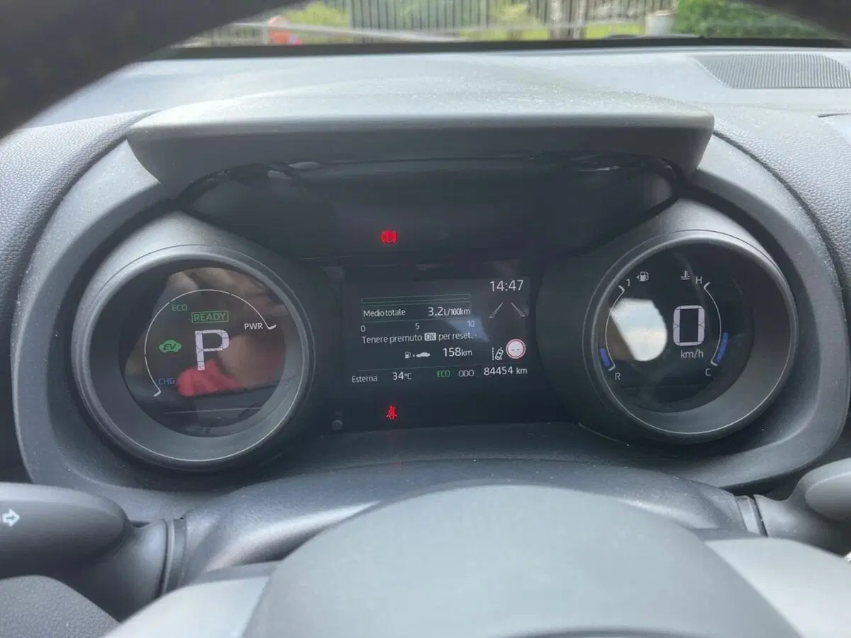 Toyota Yaris usata a Lecco (9)