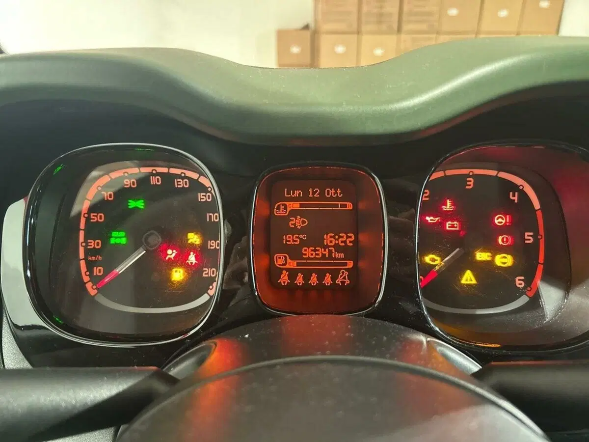 Fiat Panda usata a Lecco (9)