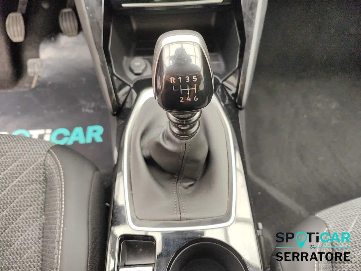 Peugeot 208 usata a Como (16)
