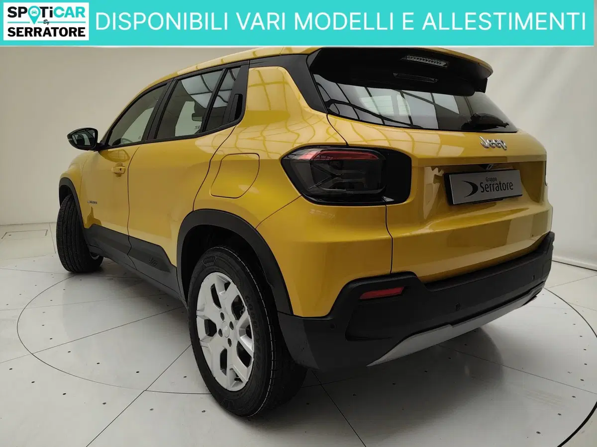 Jeep Avenger nuova a Como (10)