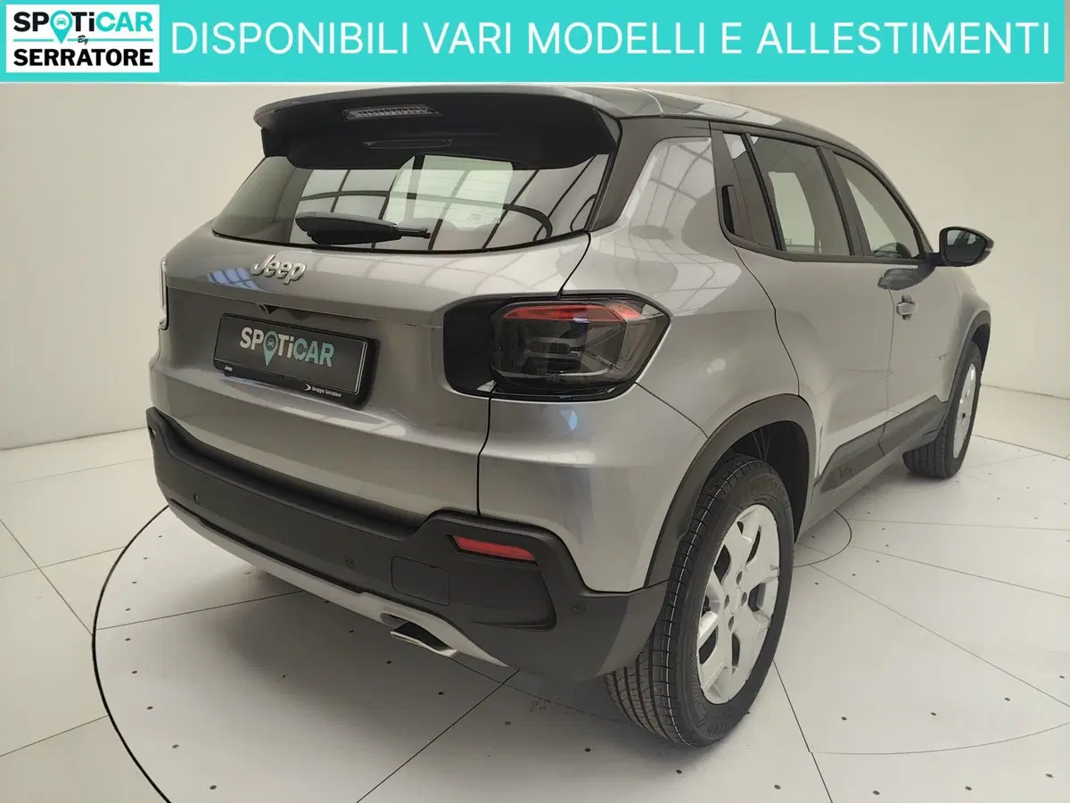 Jeep Avenger nuova a Como (7)