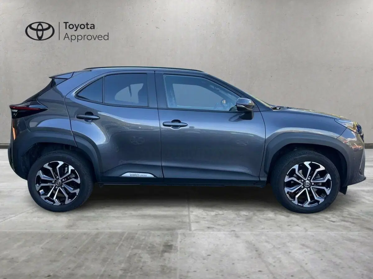 Toyota Yaris Cross usata a Sondrio (3)