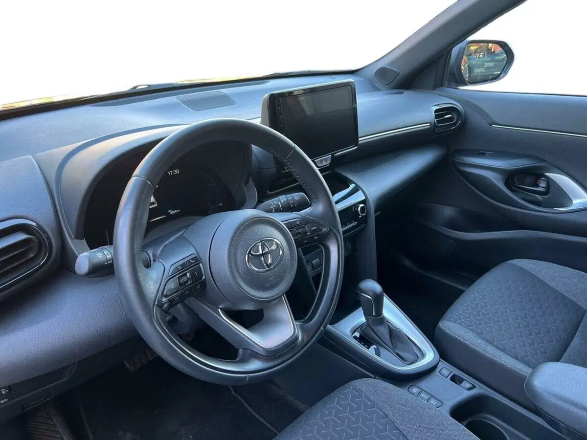 Toyota Yaris Cross usata a Sondrio (6)