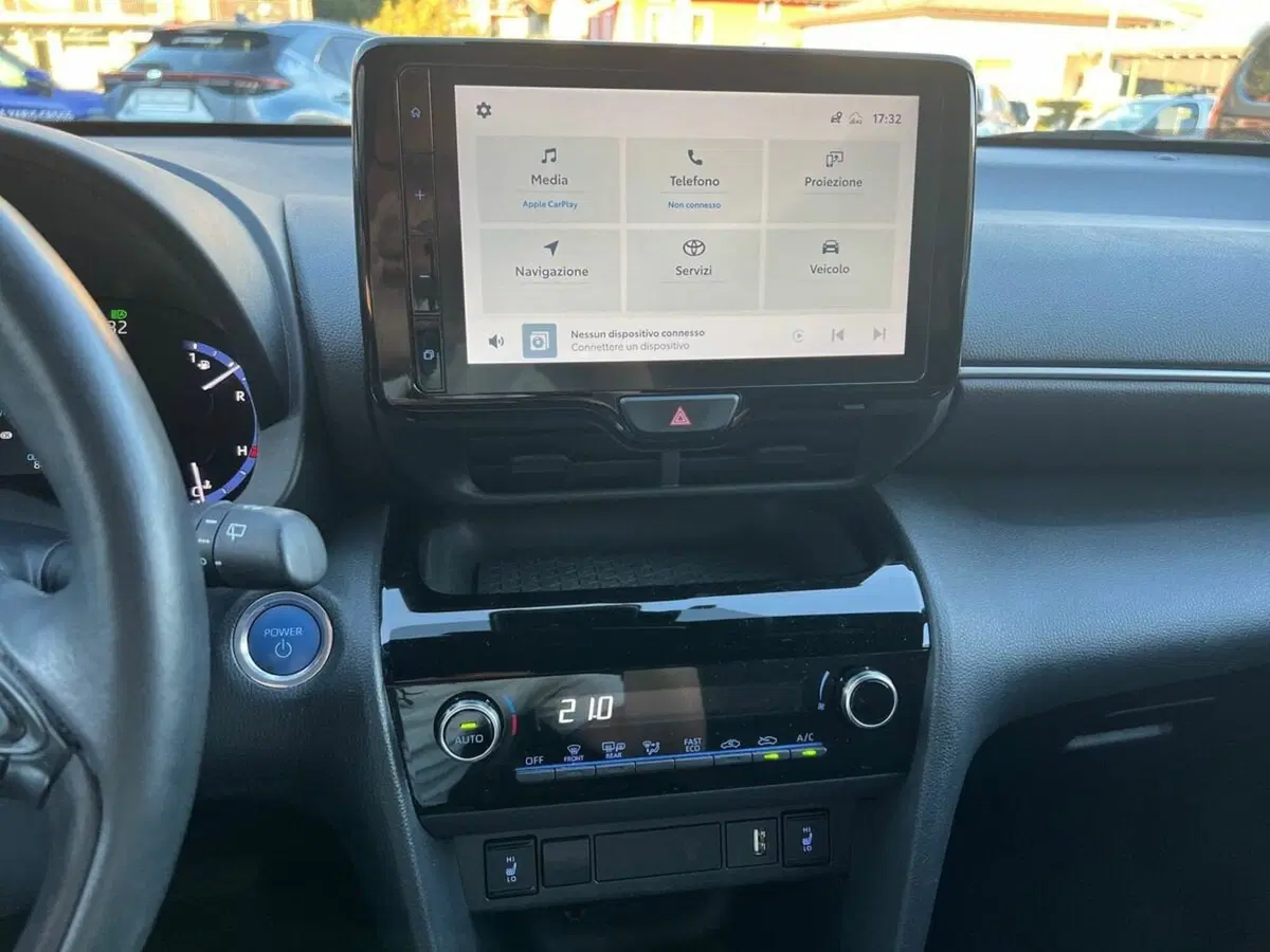 Toyota Yaris Cross usata a Sondrio (9)