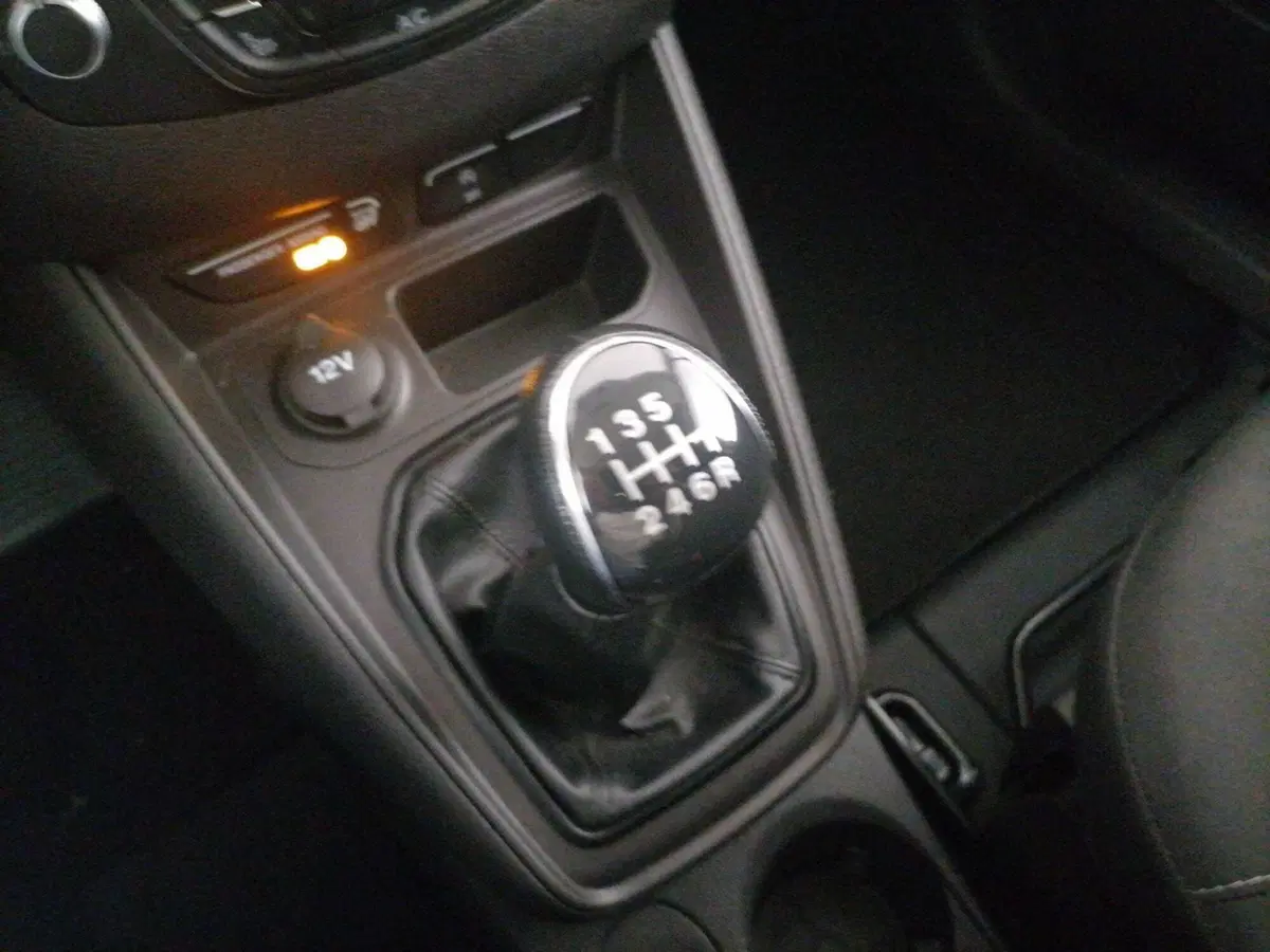Ford Transit Courier usata a Roma (12)