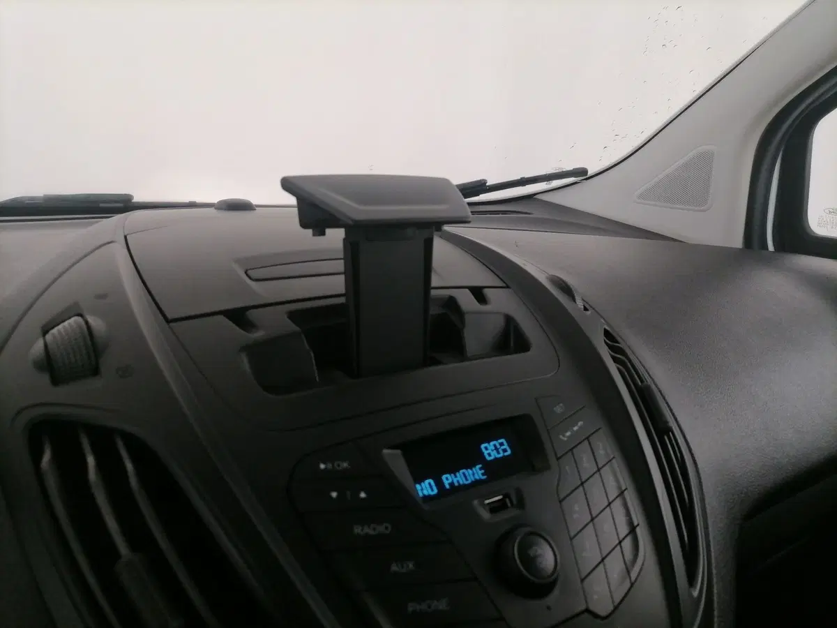 Ford Transit Courier usata a Roma (18)
