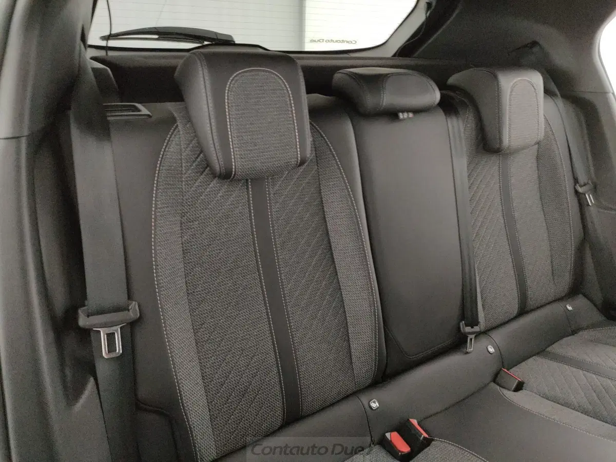 Peugeot 2008 usata a Caserta (13)