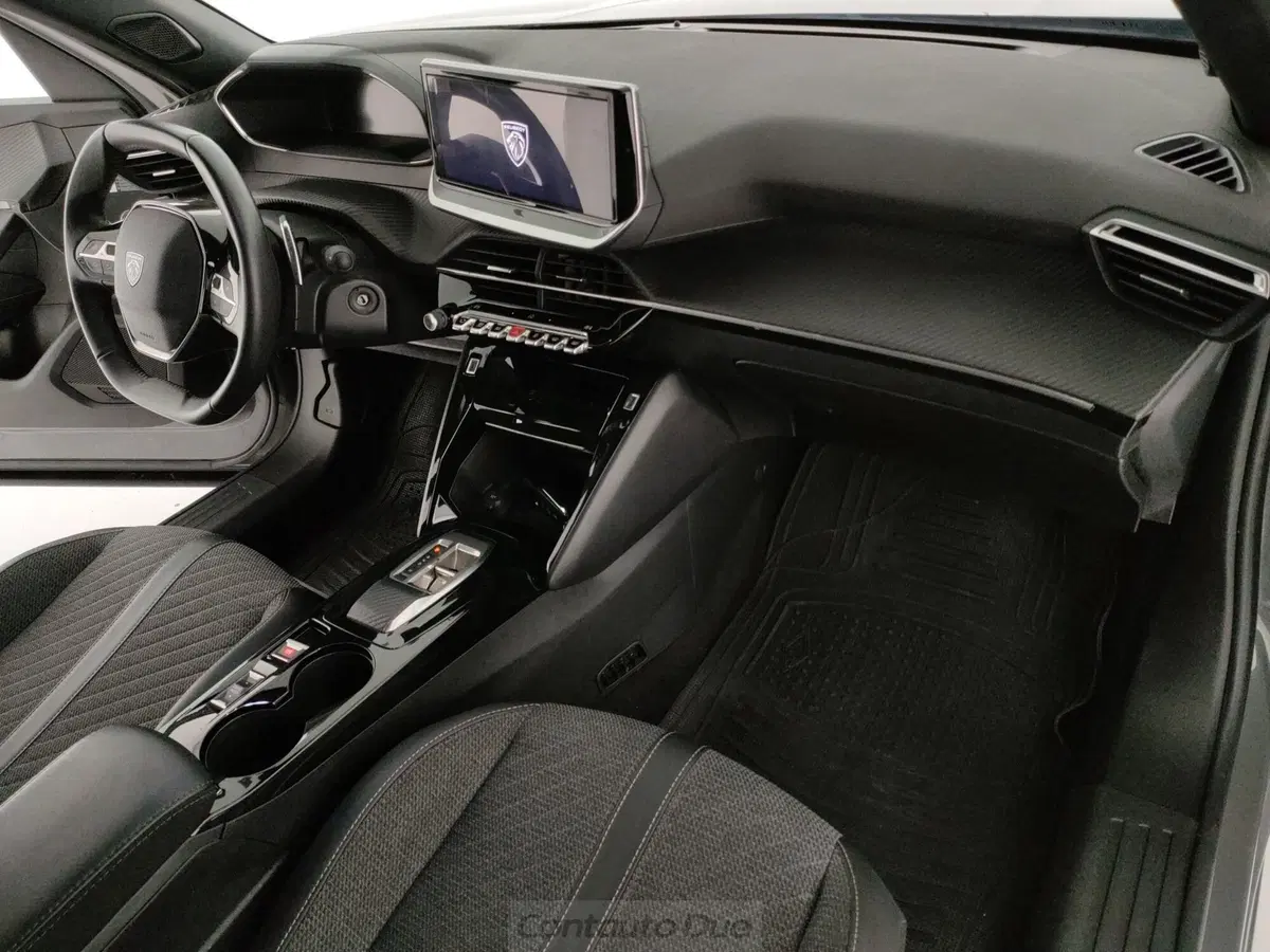 Peugeot 2008 usata a Caserta (17)