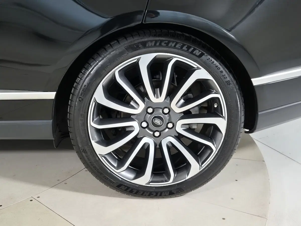 Land Rover Range Rover usata a Torino (14)