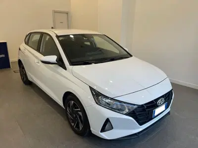 Hyundai i20 1.2 MPI MT ConnectLine del 2022 usata a Castellammare di Stabia