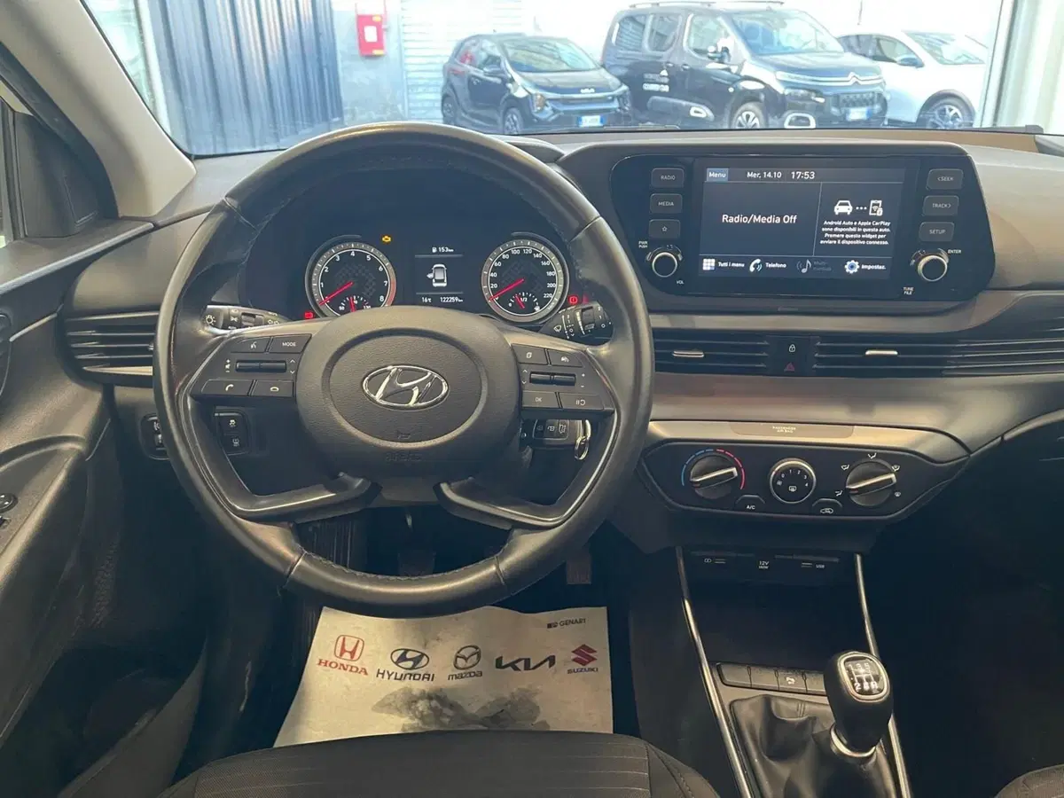 Hyundai i20 usata a Napoli (11)