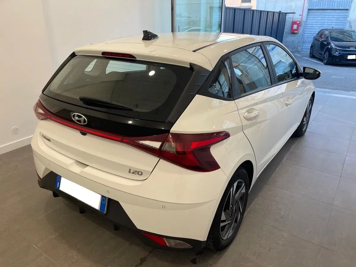 Hyundai i20 usata a Napoli (6)