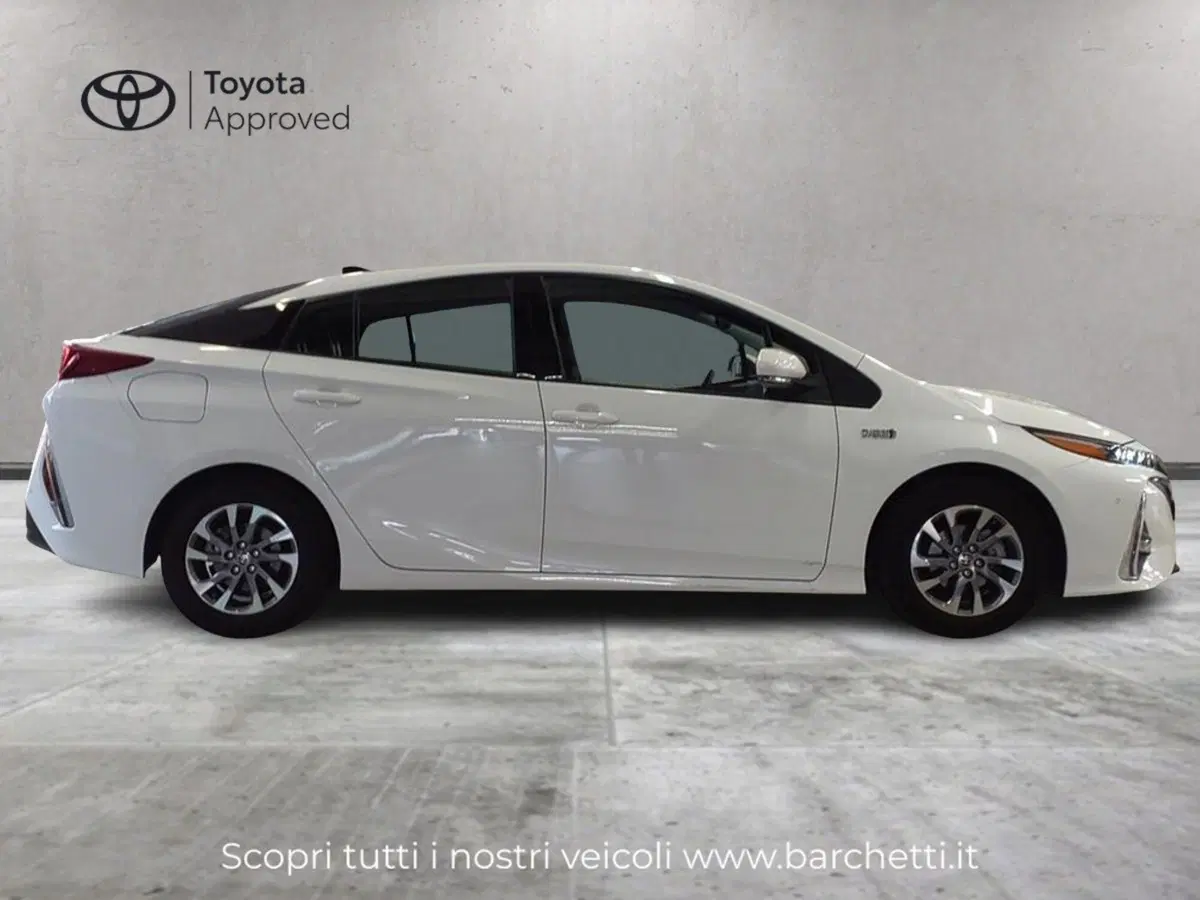 Toyota Prius Plug-in usata a Brescia (4)