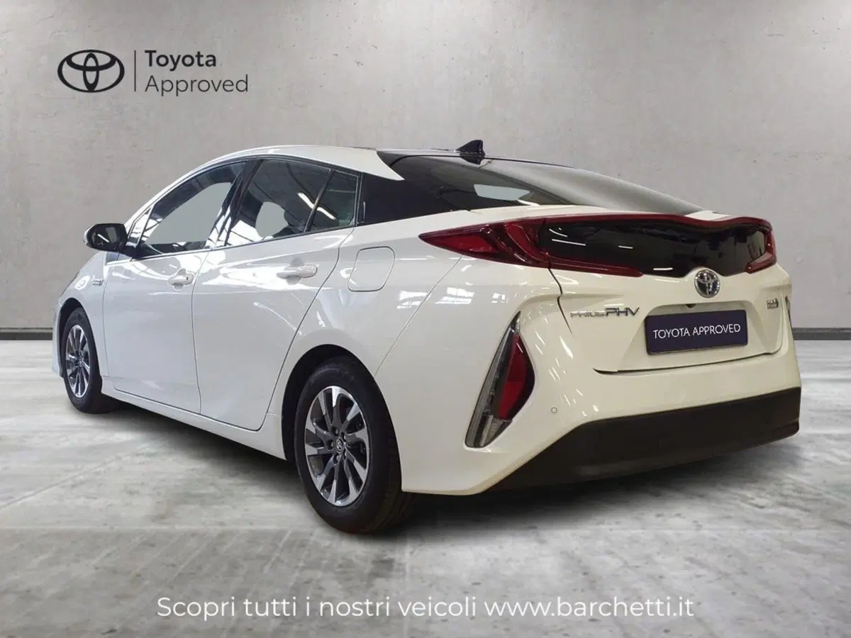 Toyota Prius Plug-in usata a Brescia (5)