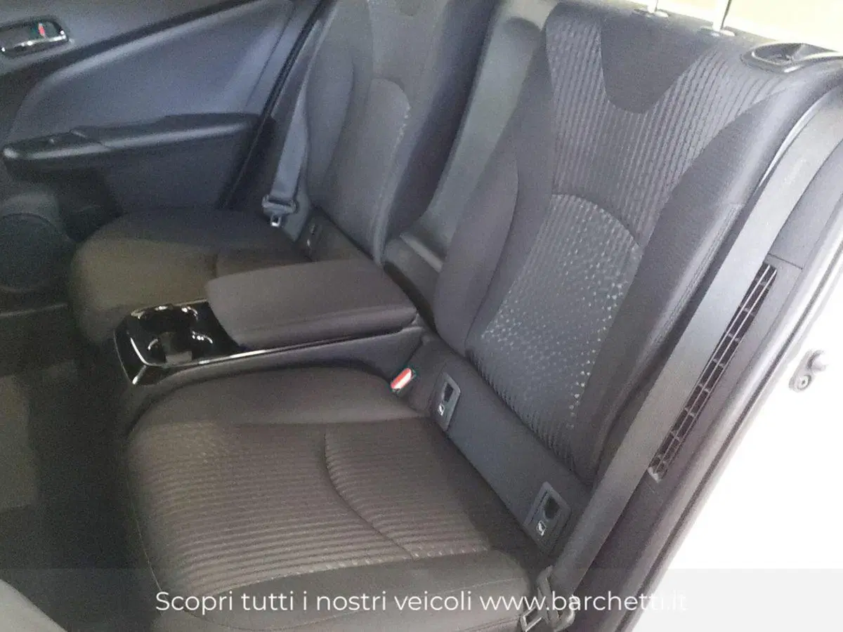 Toyota Prius Plug-in usata a Brescia (9)