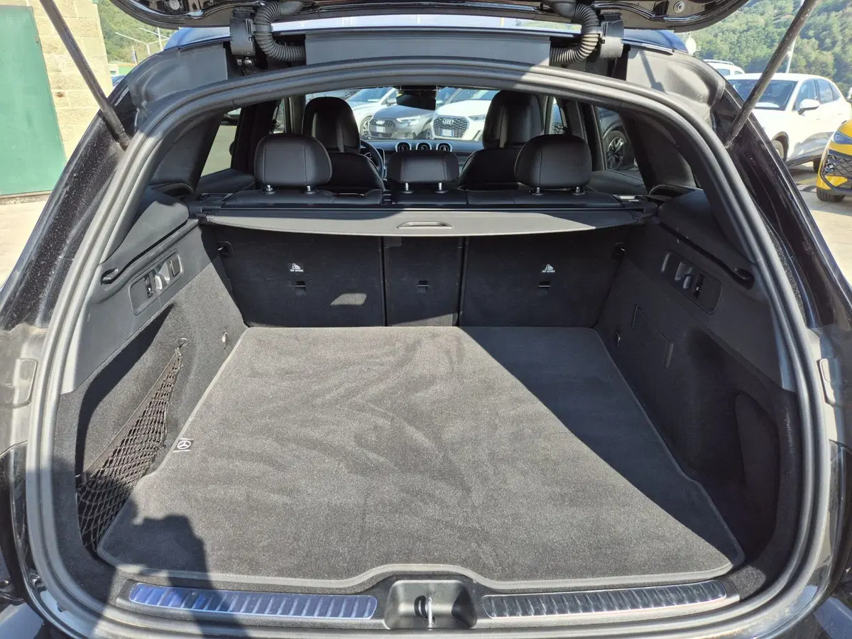 Mercedes-Benz GLC SUV usata  (12)