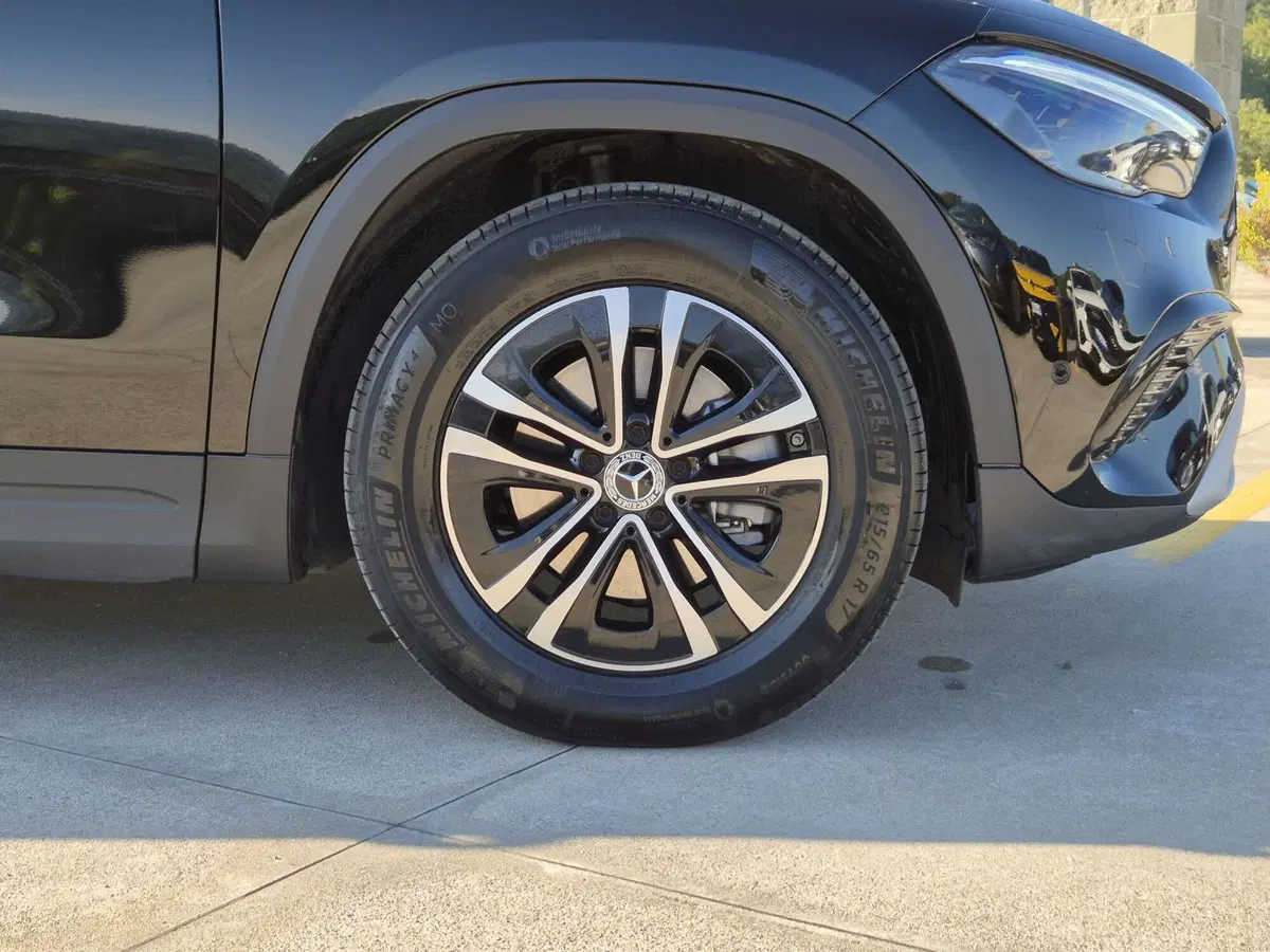 Mercedes-Benz GLA SUV usata  (13)