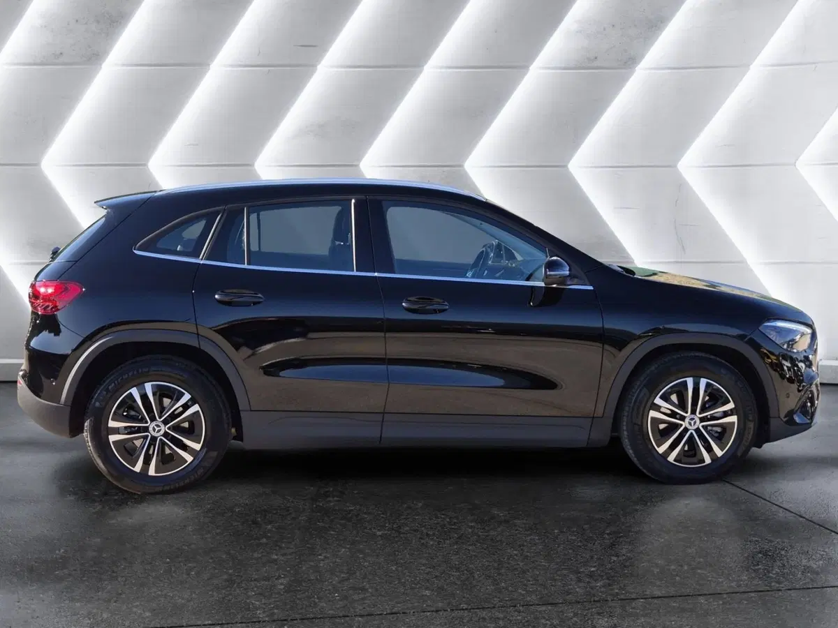Mercedes-Benz GLA SUV usata  (5)