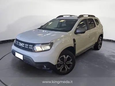 Dacia Duster 1.0 Eco-G Journey 100cv del 2023 usata a Meda
