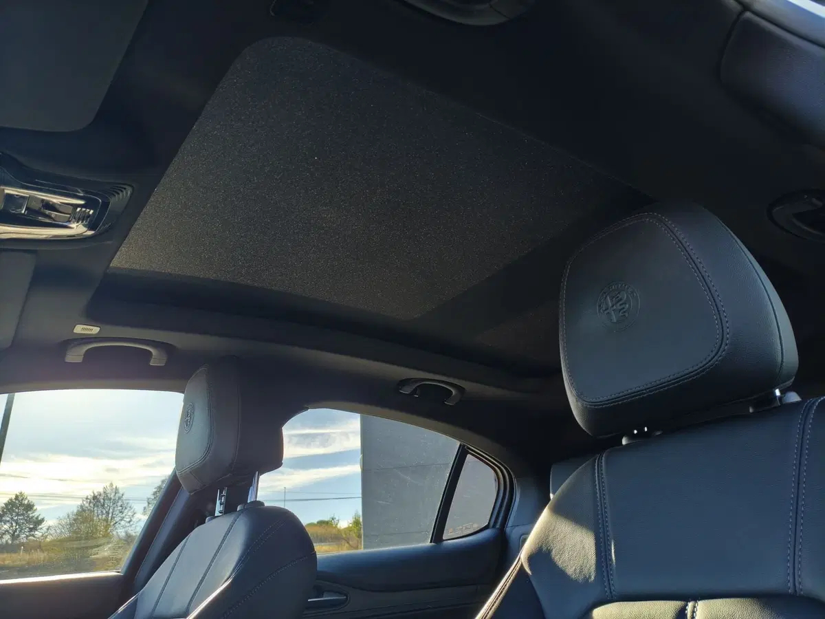 Alfa Romeo Stelvio usata a Matera (11)