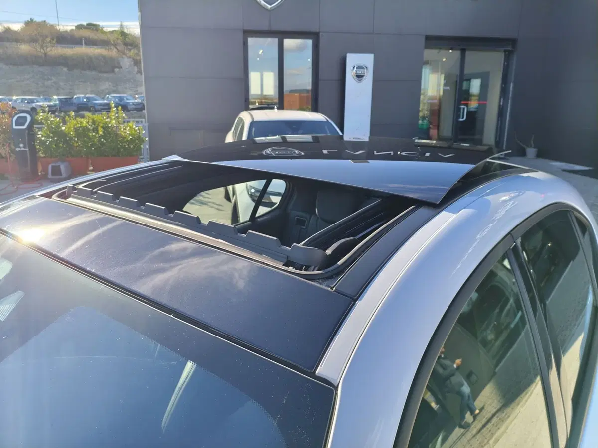 Alfa Romeo Stelvio usata a Matera (14)