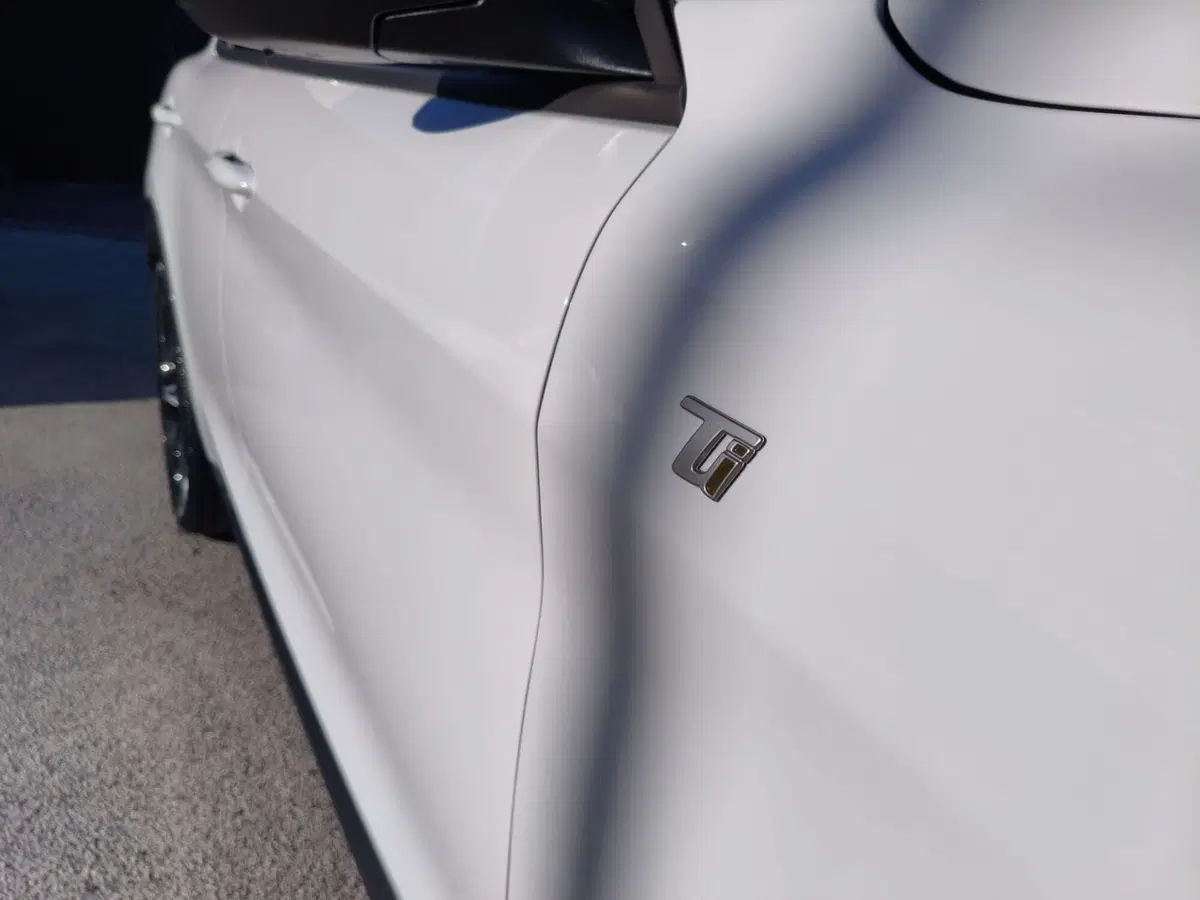Alfa Romeo Stelvio usata a Matera (15)