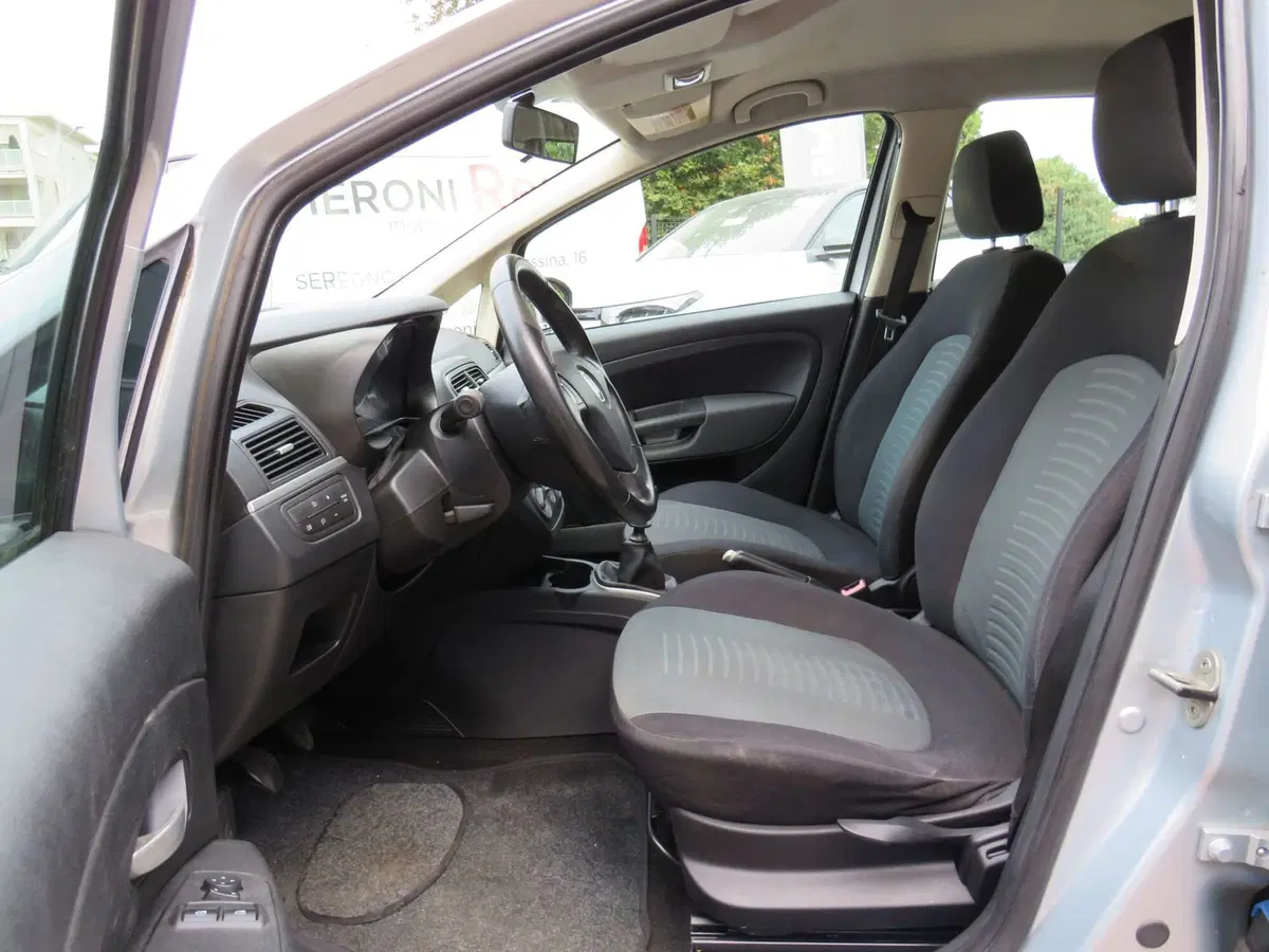 Fiat Grande Punto usata a Monza e Brianza (6)