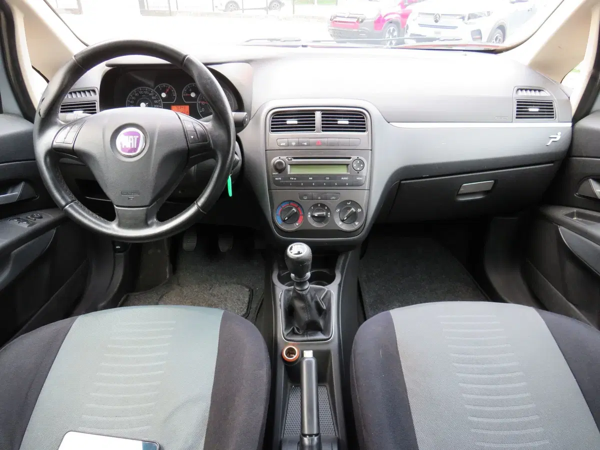 Fiat Grande Punto usata a Monza e Brianza (8)