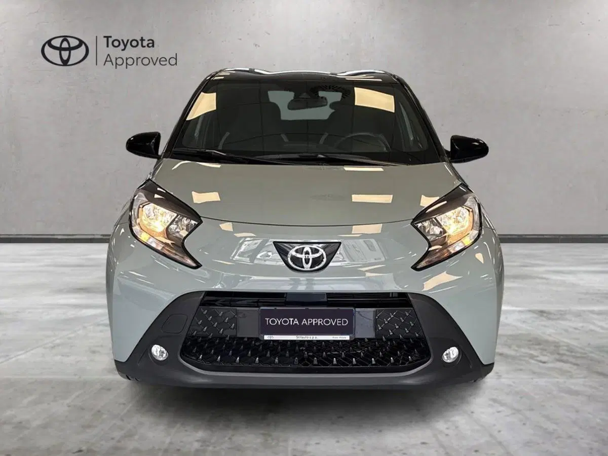 Toyota Aygo X usata a Prato (4)