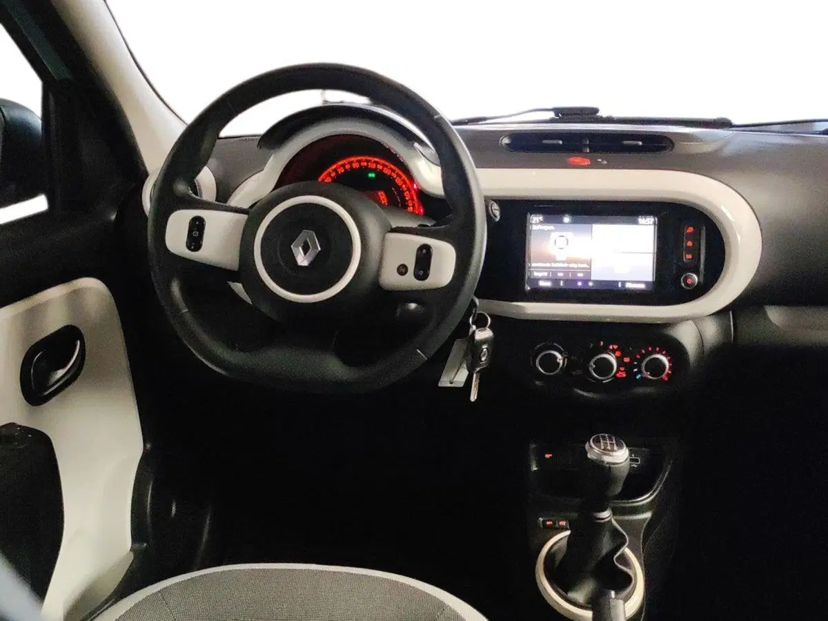 Renault Twingo usata a Milano (7)