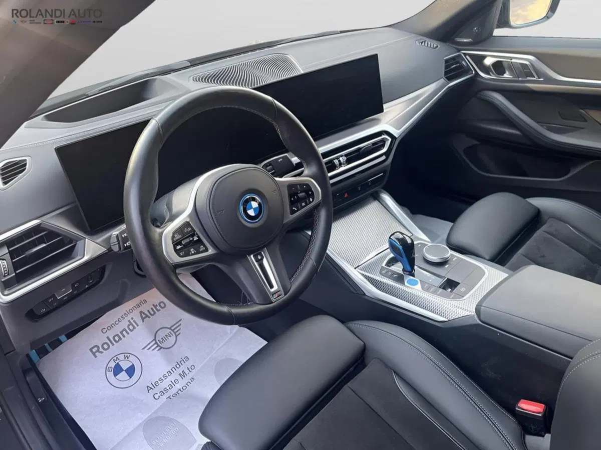 BMW i4 usata a Alessandria (11)