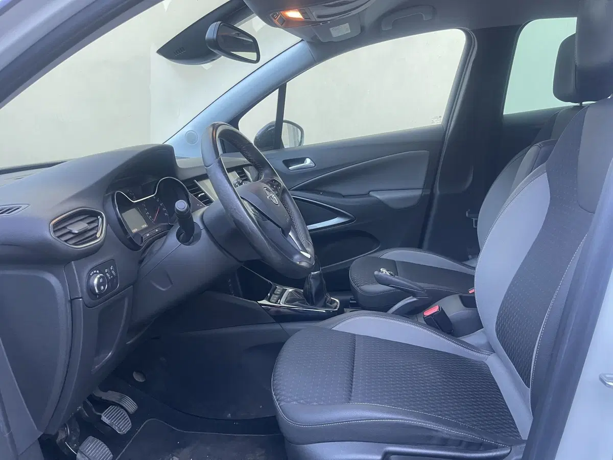 Opel Crossland X usata a Bologna (8)