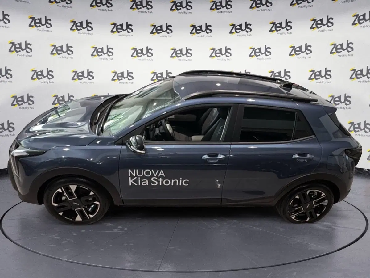 Kia Stonic nuova a Ravenna (3)