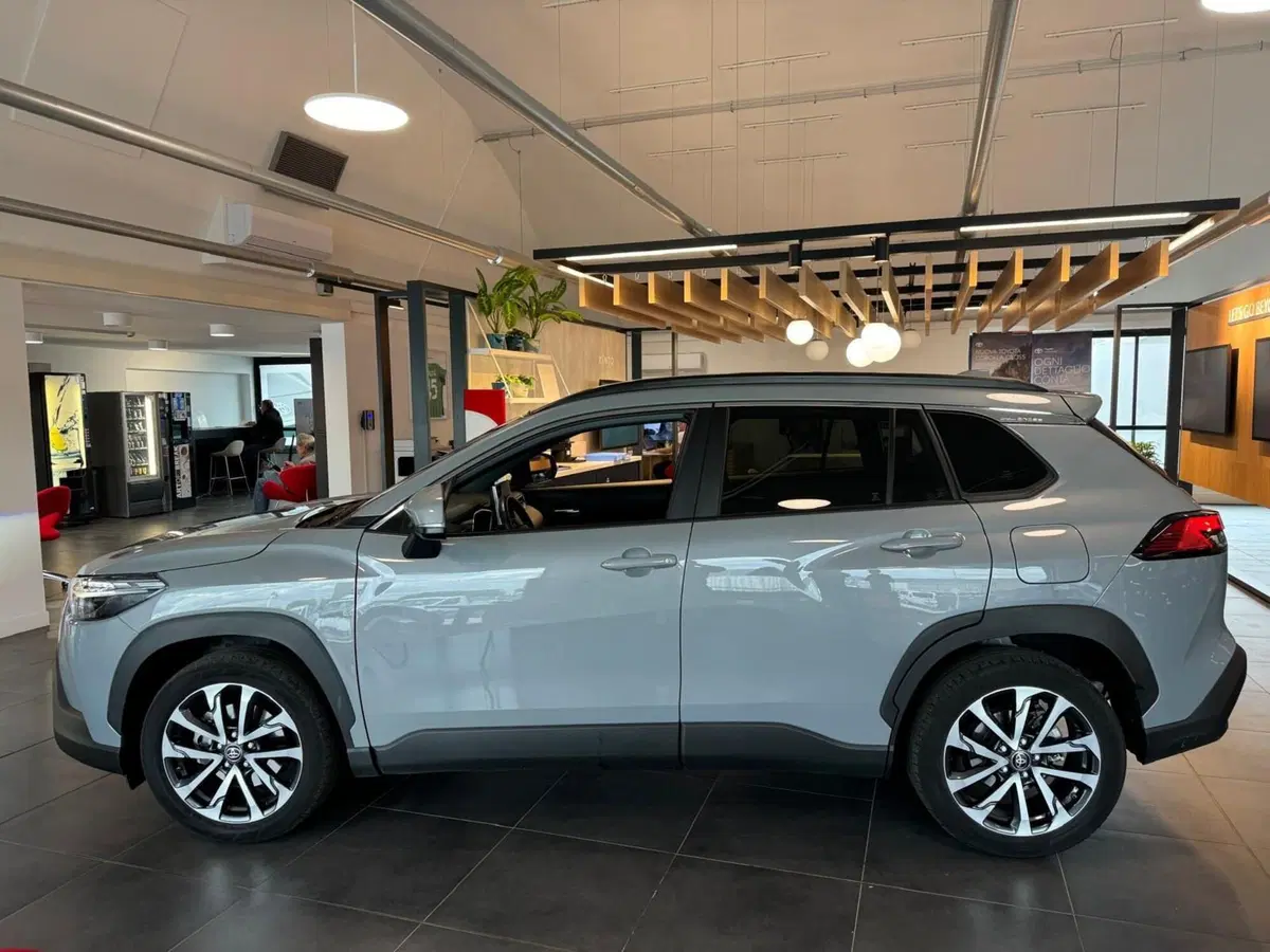 Toyota Corolla Cross Hybrid usata a Modena (9)