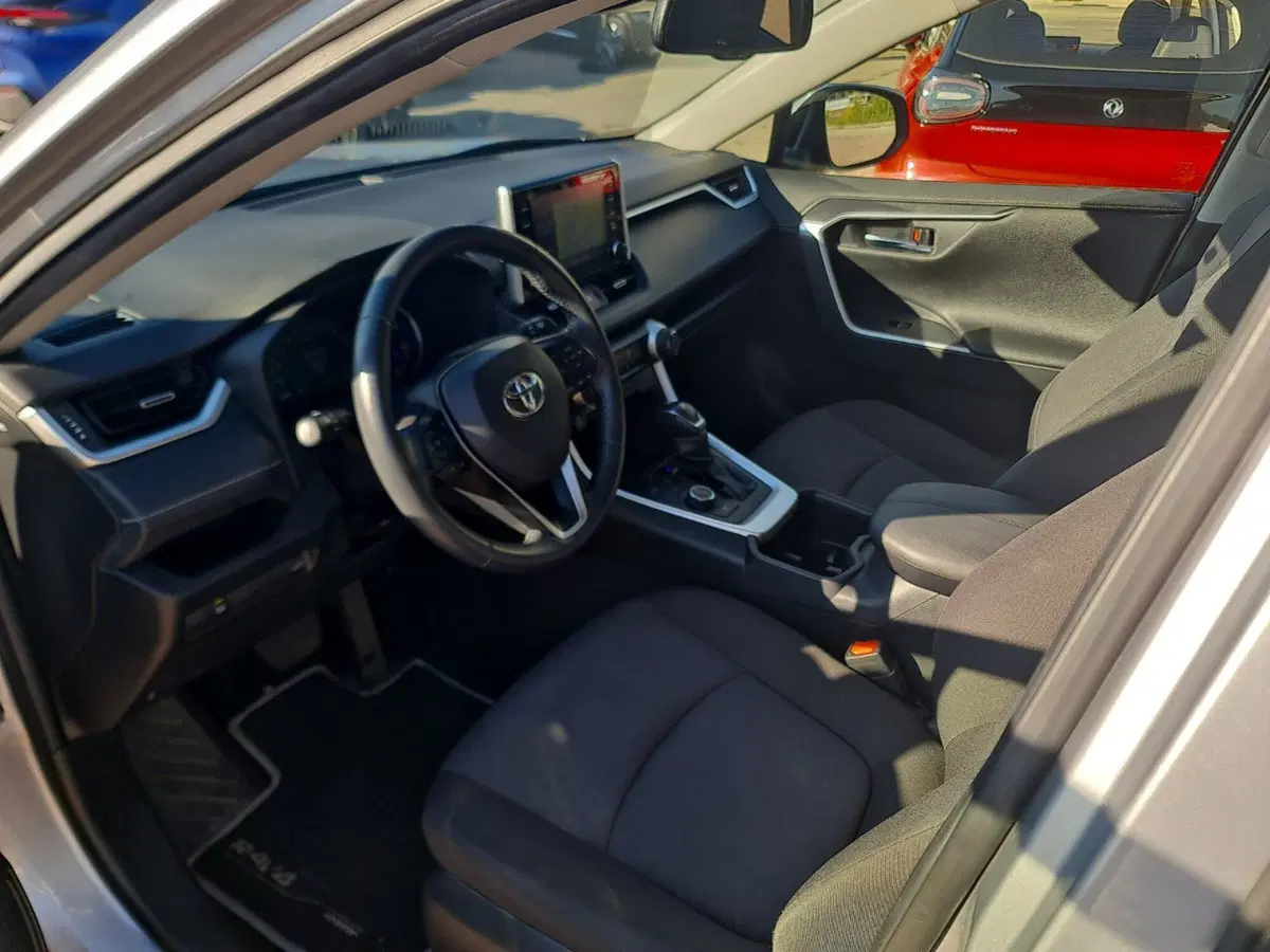 Toyota Rav4 usata a Bologna (8)