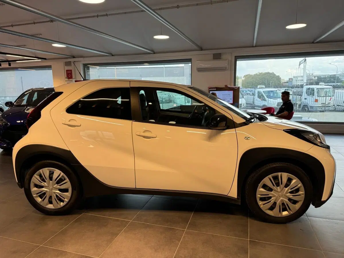 Toyota Aygo X usata a Modena (5)