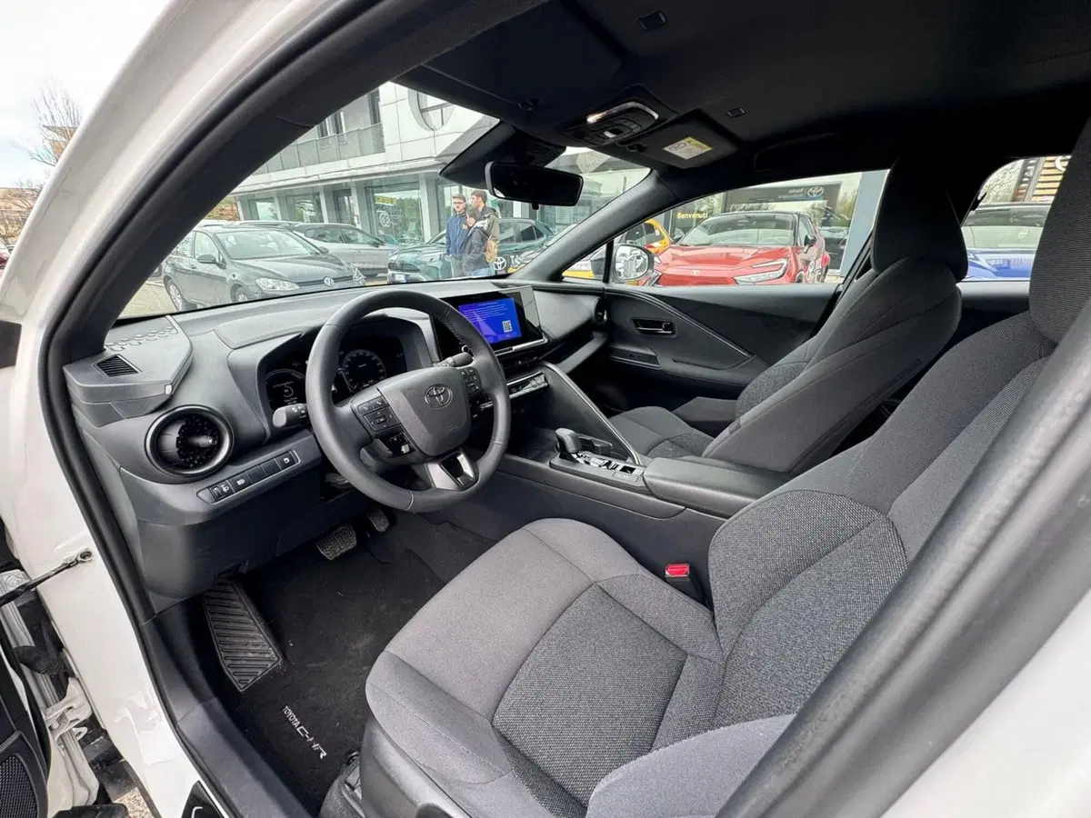 Toyota Toyota C-HR usata a Modena (12)