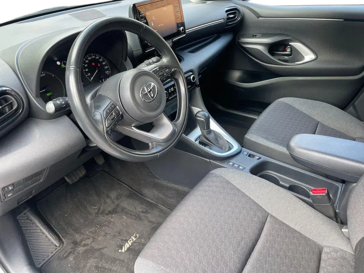 Toyota Yaris Cross usata a Bologna (6)
