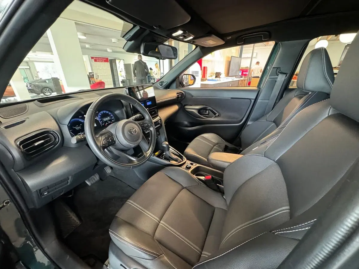 Toyota Yaris Cross usata a Modena (12)