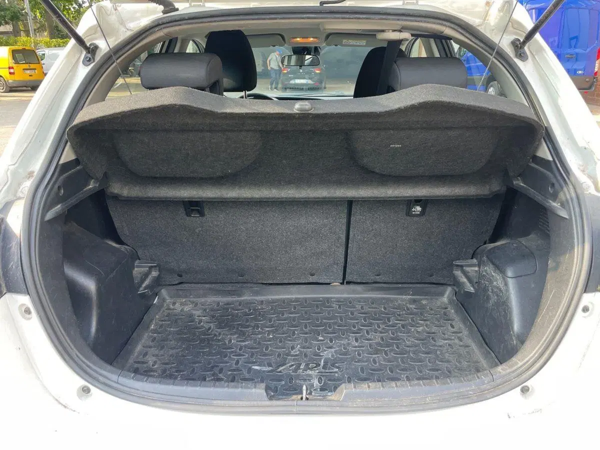 Toyota Yaris usata a Bologna (13)