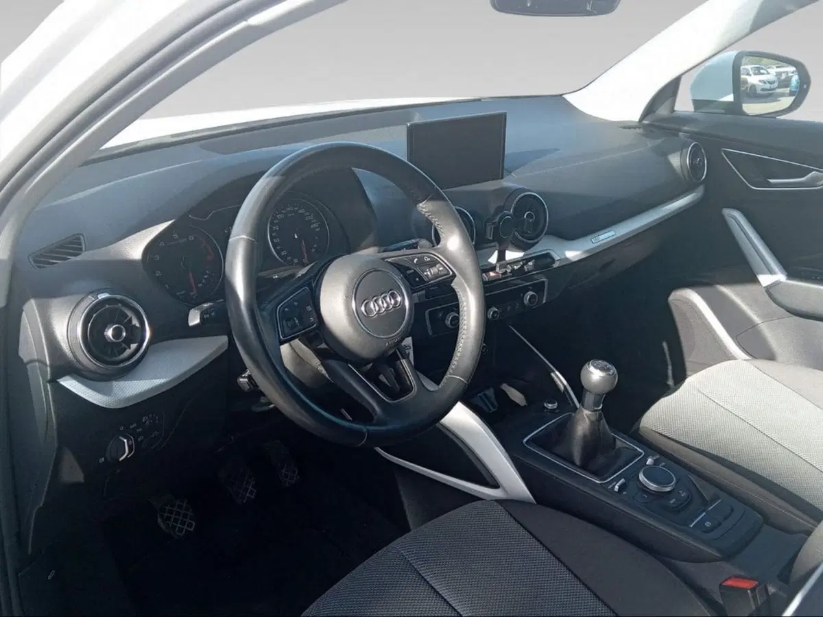 Audi Q2 usata a Siena (9)