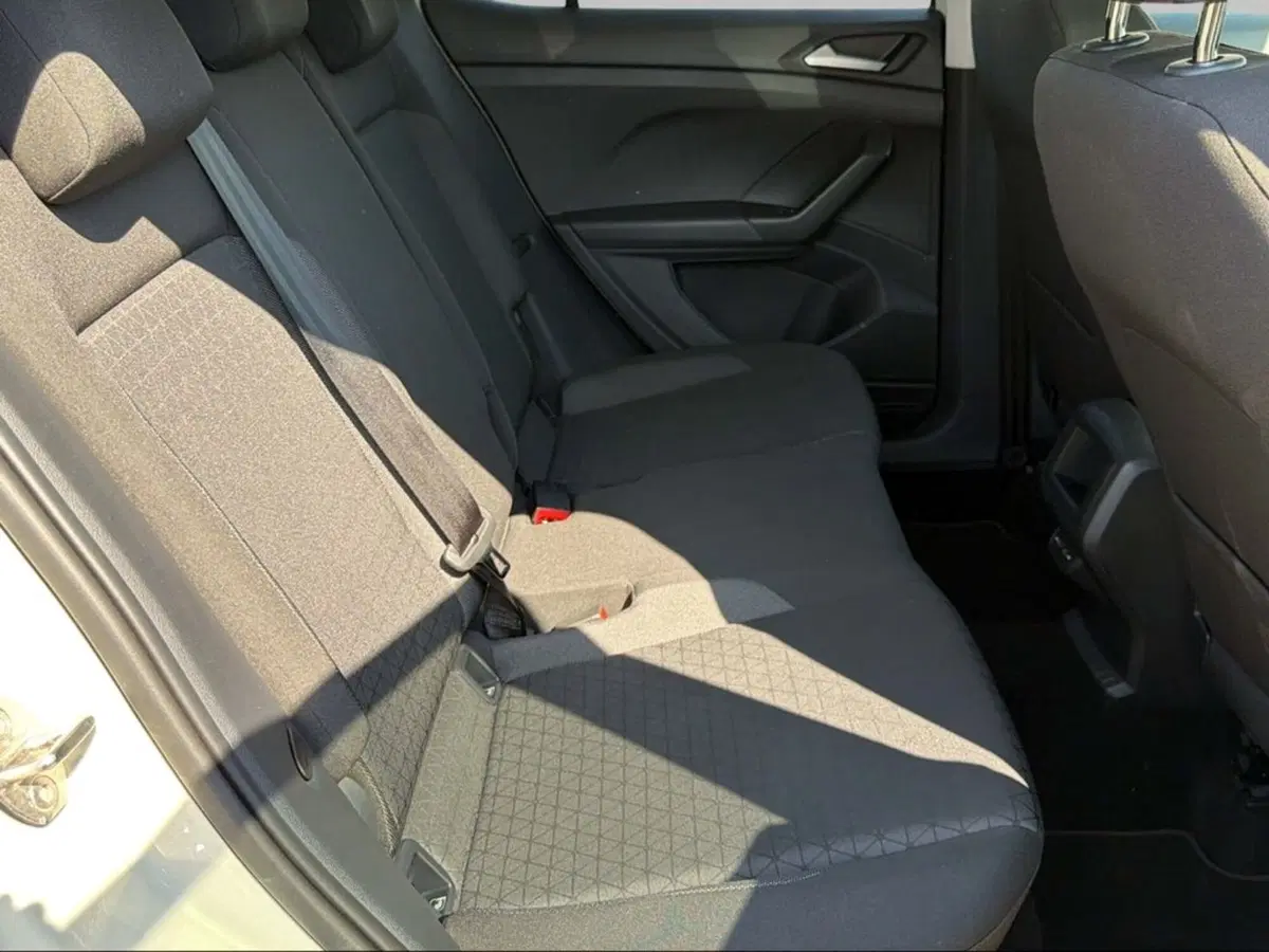 Volkswagen T-Cross usata a Pisa (11)