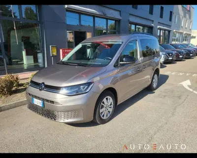 Volkswagen Veicoli Commerciali Caddy 1.5 tsi 116cv Life del 2024 usata a Reggio nell'Emilia
